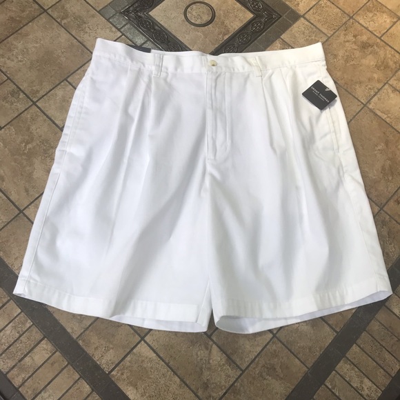Men’s Grant Thomas White Shorts Size 36 - Picture 1 of 9